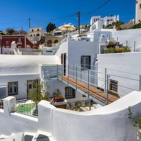 Petit Village Fira  Exterior foto