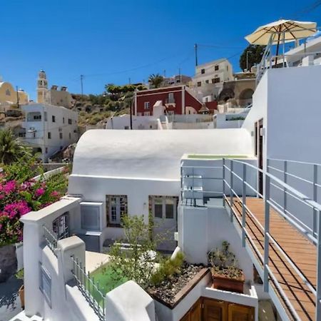 Petit Village Fira  Exterior foto