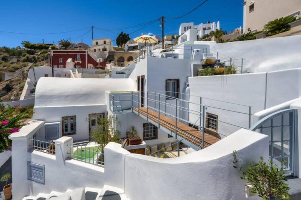 Petit Village Fira  Exterior foto